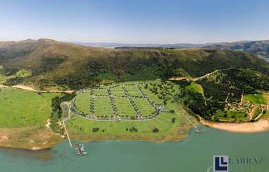 Imagem: O terreno possui 1.278m² de Área e está localizado em Vila