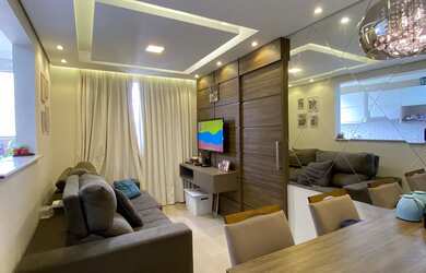 Imagem: O apartamento possui 2 Dormitórios, 1 Banheiro, 1 Vaga na garagem