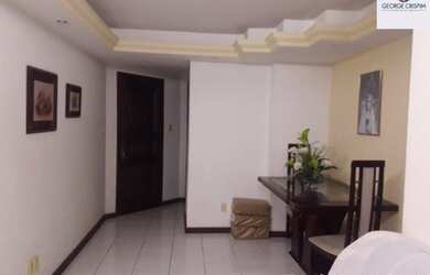 Imagem: O apartamento possui 2 Dormitórios, 1 Suíte, 1 Banheiro, 1