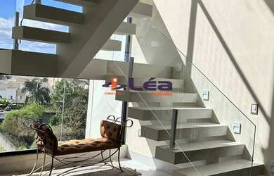 Imagem 3: Apartamento à venda no bairro Meu Cantinho em Suzano-SP com 177,00 m² de área