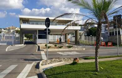 Imagem: O terreno possui 1343m² de Área e está localizado em Jundiaií