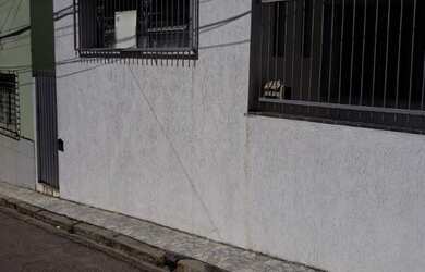 Imagem: A casa possui 3 Dormitórios, 2 Banheiros, 92m² de Área e