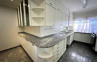 Imagem 12: Apartamento com 210m² a venda no Edifício Edifício Cândido Portinari...