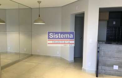 Imagem: O apartamento e possui 2 Dormitórios, 1 Suíte, 2 Banheiros