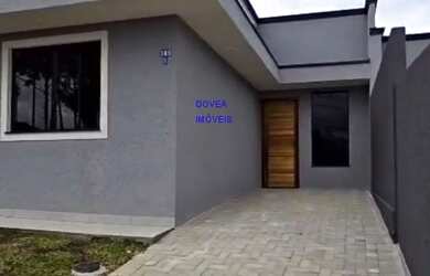 Imagem: A casa possui 2 Dormitórios, 1 Banheiro, 3 Vagas na garagem