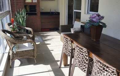 Imagem: O apartamento possui 3 Dormitórios, 3 Suítes, 4 Banheiros