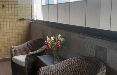 Imagem: O apartamento possui 3 Dormitórios, 1 Suíte, 2 Vagas na garagem