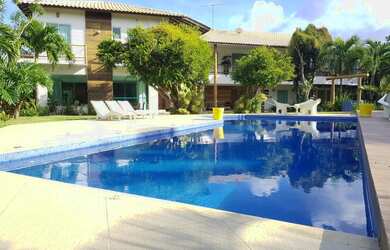 Imagem: A casa em condomínio possui 13 Dormitórios, 5 Suítes, 11