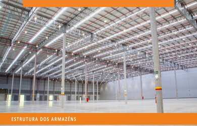 Imagem: O depósito possui 2 Banheiros, 4 Vagas na garagem, 380000m²