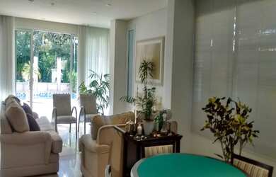 Imagem: A casa em condomínio possui 4 Dormitórios, 3 Suítes, 5 Banheiros