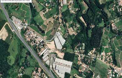 Imagem: O terreno possui 20.000m² de Área Privada e está localizado