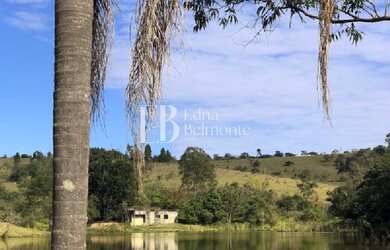 Imagem: FAZENDA PARA VENDA 210.OOOM2 COM LAGO NO BAIRRO CHACARA GUACURI