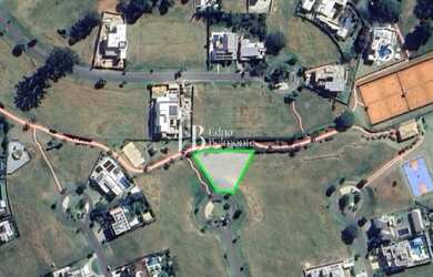 Imagem: O terreno à venda possui e está localizado em Serra Azul