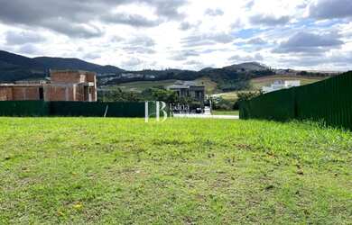 Imagem: O terreno possui 506m² de Área Privada e está localizado