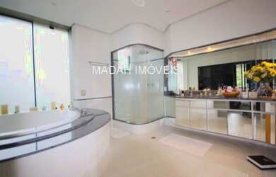 Imagem 9: Viva com luxo e conforto em uma mansão dos sonhos Esta incrível residência...