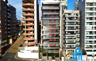 Imagem: O apartamento possui 4 Dormitórios, 2 Suítes, 3 Banheiros