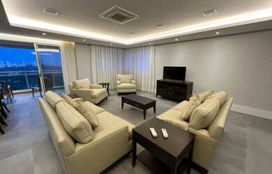 Imagem: O apartamento possui 4 Dormitórios, 4 Suítes, 5 Banheiros