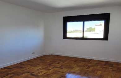 Imagem 9: Um marco do Retrofit na Vila Mariana O projeto Mesquita 811. Região muito...