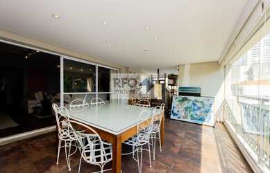 Imagem 9: Imóvel com 4 dormitórios sendo 3 suítes no Condomínio Edifício Soberano...