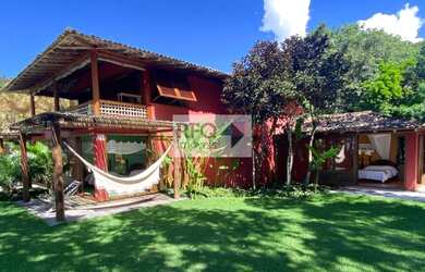 Imagem: A casa em condomínio possui 6 Dormitórios, 5 Suítes, 7 Banheiros