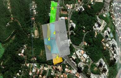 Imagem: O terreno possui 15941m² de Área e está localizado em Pituaçu