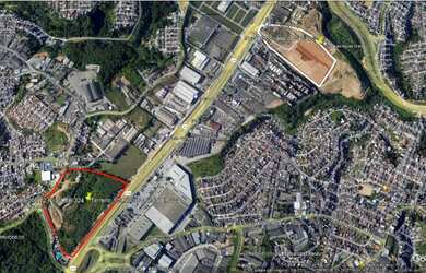 Imagem: O terreno possui 95000m² de Área e está localizado em Pirajá