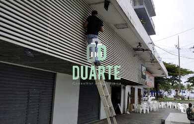 Imagem: A sala comercial possui 4 Banheiros, 269m² de Área Privada