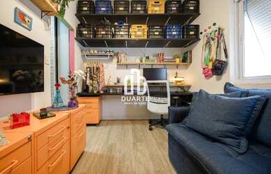 Imagem: A kitnet possui 1 Dormitório, 1 Banheiro, 1 Vaga na garagem