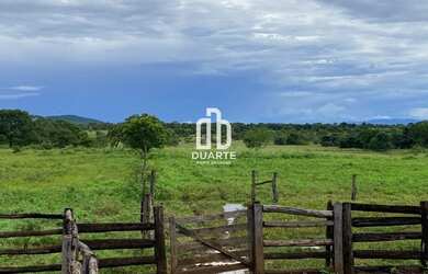 Imagem: A fazenda possui 1 Dormitório, 1 Banheiro, 318.230m² de Área
