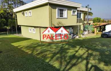 Imagem: A chácara possui 6 Dormitórios, 6 Suítes, 10 Banheiros, 4.000m²