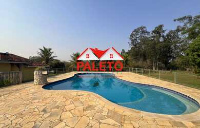 Imagem: A fazenda possui 4 Dormitórios, 4 Suítes, 6 Banheiros, 55.000m²