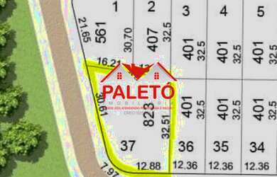 Imagem: O terreno possui 800m² de Área Privada e está localizado