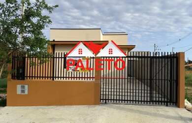 Imagem: A casa possui 2 Dormitórios, 1 Banheiro, 175m² de Área e