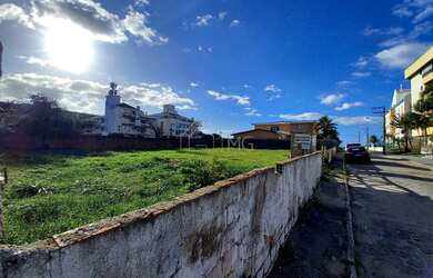 Imagem: O terreno possui 784m² de Área Privada e está localizado