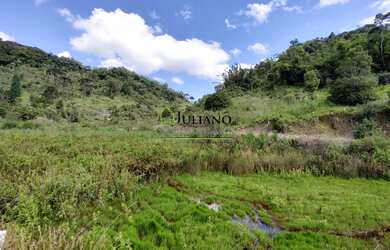 Imagem: O terreno possui 170.000m² de Área Privada e está localizado