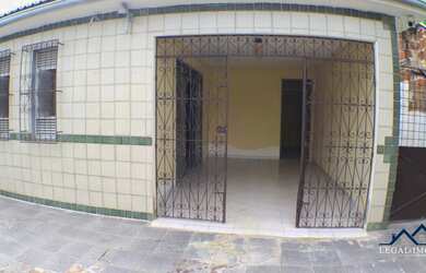 Imagem: A casa possui 4 Dormitórios, 3 Suítes, 4 Banheiros, 2 Vagas