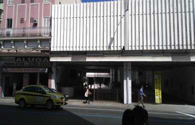 Imagem: O terreno possui 127 Vagas na garagem e 2832m² de Área Privada