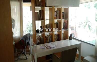 Imagem: A casa em condomínio possui 11 Dormitórios, 7 Suítes, 10