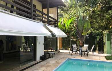 Imagem: A casa em condomínio possui 3 Dormitórios, 2 Suítes, 3 Banheiros