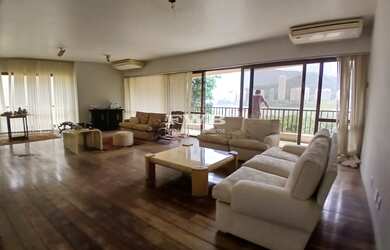 Imagem: O apartamento possui 4 Dormitórios, 3 Suítes, 5 Banheiros