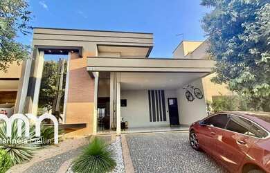 Imagem: A casa em condomínio possui 3 Dormitórios, 3 Suítes, 5 Banheiros