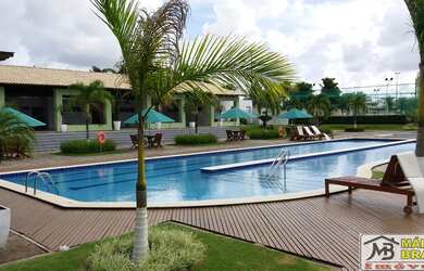 Imagem: O terreno possui 440m² de Área Privada, Imóvel novo e está