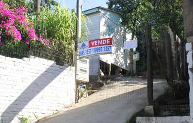 Imagem: O terreno possui 310m² de Área Privada e está localizado