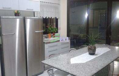 Imagem 13: Sobrado com Piscina. Piscina, Guarda roupa, Lareirae12 Vagas na garagem