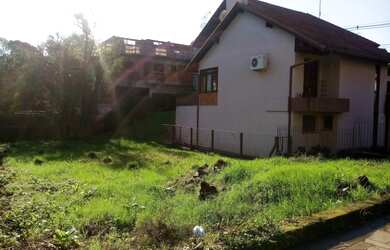 Imagem: O terreno possui 363m² de Área e está localizado em Centro