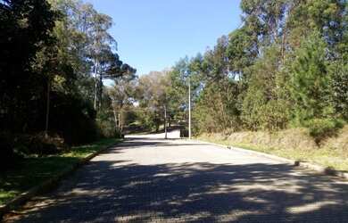 Imagem: O terreno possui 528m² de Área e está localizado em Juriti