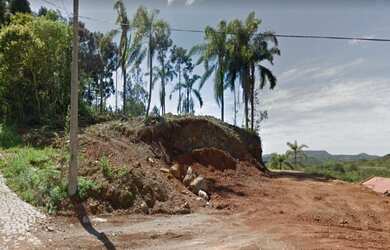 Imagem: O terreno possui 7.050m² de Área e está localizado em Logradouro