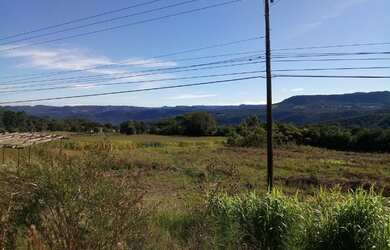 Imagem: O terreno possui 1m² de Área e está localizado em Linha