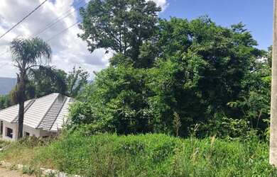 Imagem: O terreno possui 400m² de Área e está localizado em Pousada