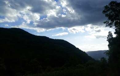 Imagem: A fazenda possui 8m² de Área e está localizado em Germânia